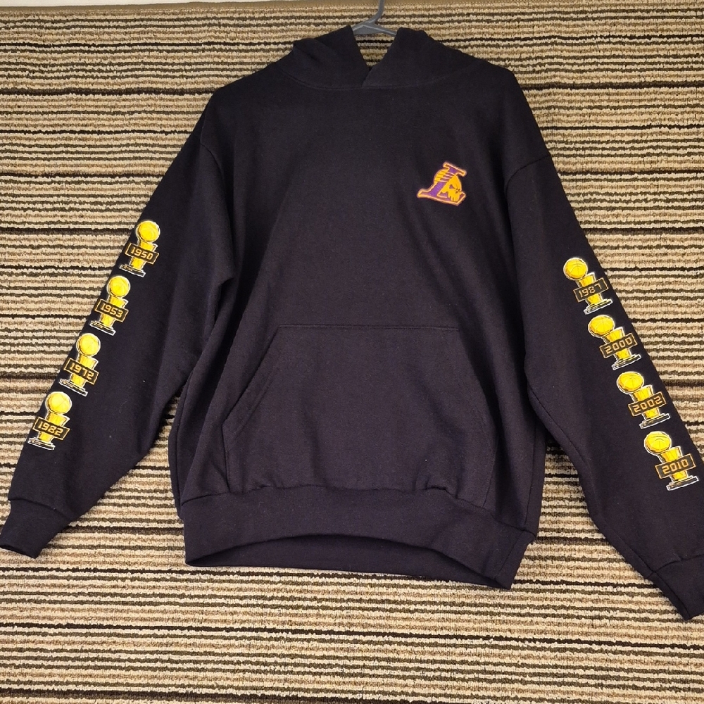 WARREN LOTAS x Los Angeles Lakers NBA Trophy Sz M Mens Streetwear Hoodie Sweater